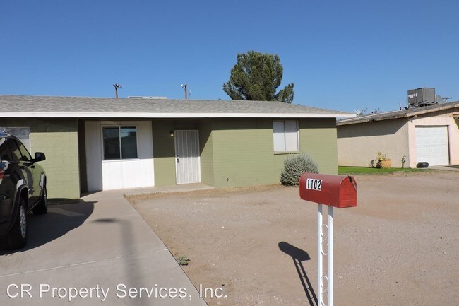 Building Photo - 4 br, 1 bath House - 1102 E. Bisnaga St.