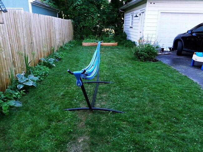 Fenced Yard - 171 Floverton St