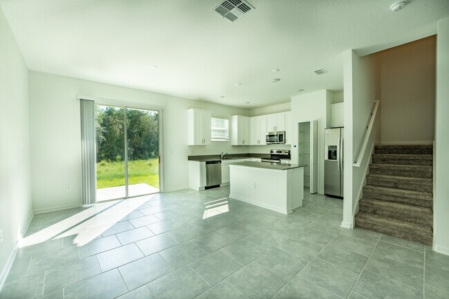 Photo - 7504 Stone Crk Trl Townhome