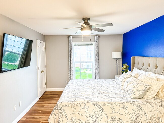 Foto del edificio - N16W26553 Wild Oats Dr