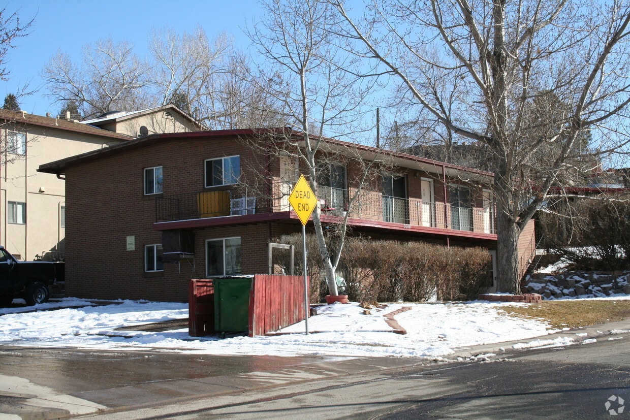 Building Photo - 3644 S Cherokee St