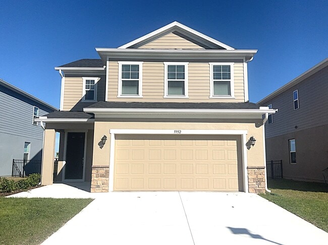 Building Photo - 5952 Sycamore Pl St