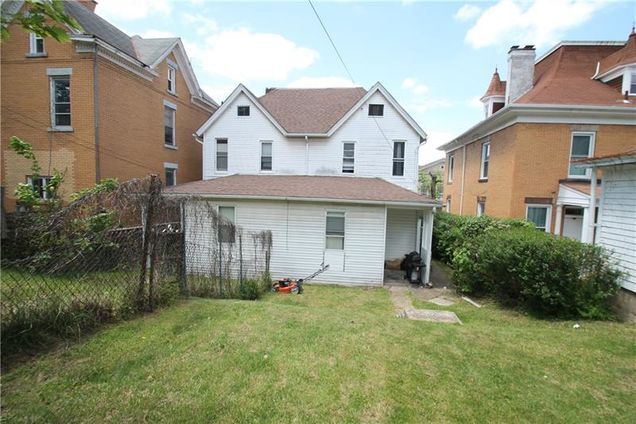 Building Photo - 126 N 2nd St
