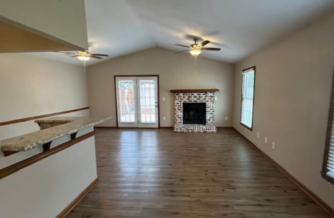 Building Photo - 1651 Sword Dancer Dr