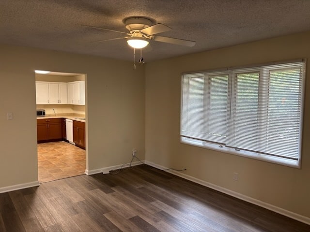 Building Photo - 122 Crescent Ln