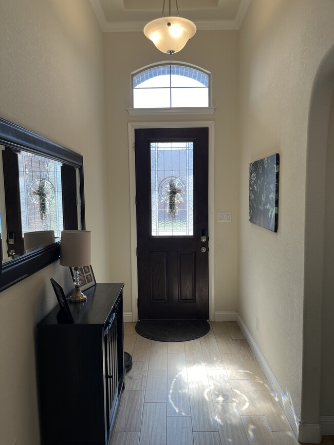 Entry - 136 Peace Pl