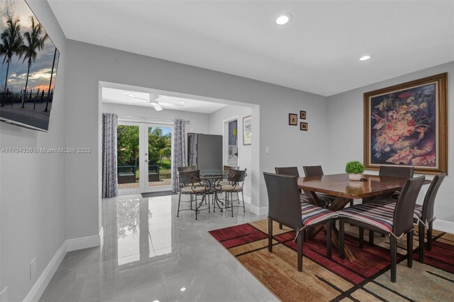Foto del edificio - 11320 NW 35th Ct