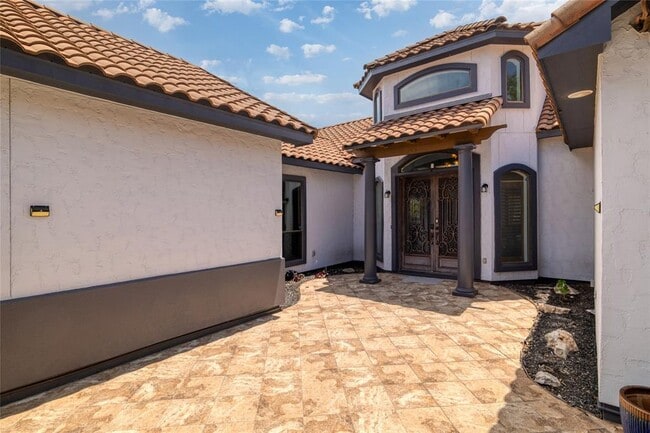 Building Photo - 15203 Lariat Trail