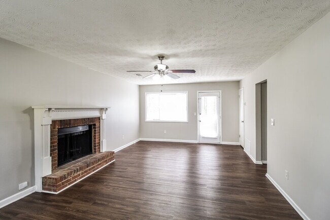 Building Photo - 1340 Grayland Hills Dr