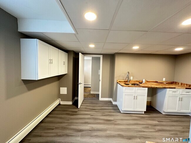 Foto del edificio - 40 Oak St