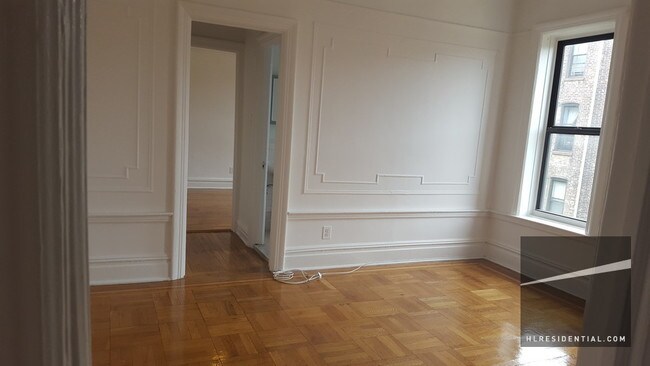 Building Photo - 112 Garfield Pl