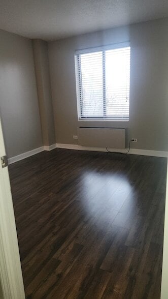 Foto del edificio - 470 Fawell Blvd