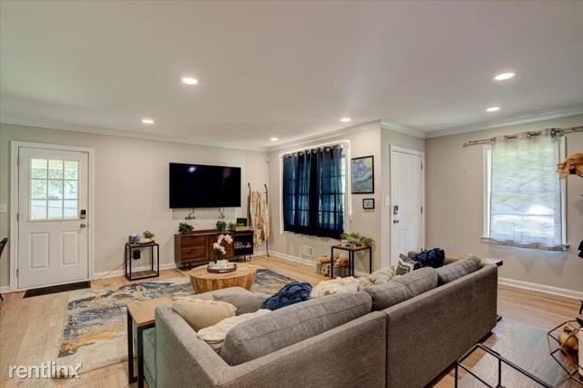 Foto del edificio - 3 br, 2 bath House - 2198 Lower Roswell Road