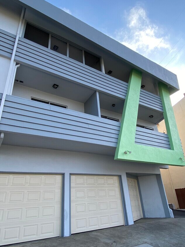 Front exterior - 5816 S Pacific Coast Hwy