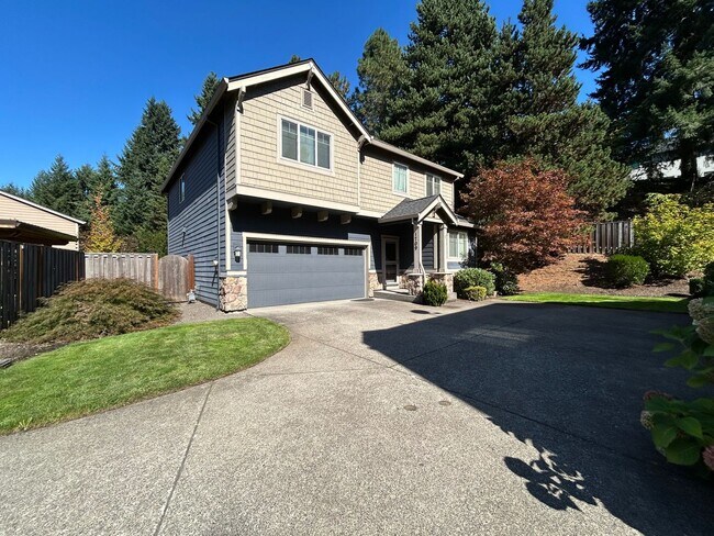 Foto del edificio - Gorgeous 4 Bed, 2.5 Bath Spacious House!