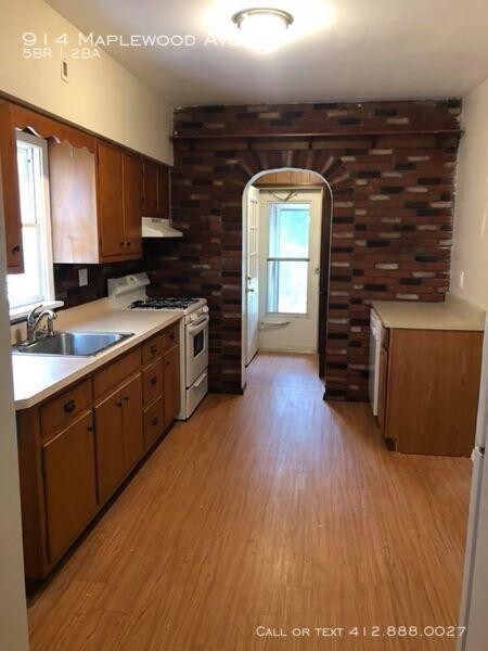 Building Photo - 5 bedroom in Ambridge PA 15003