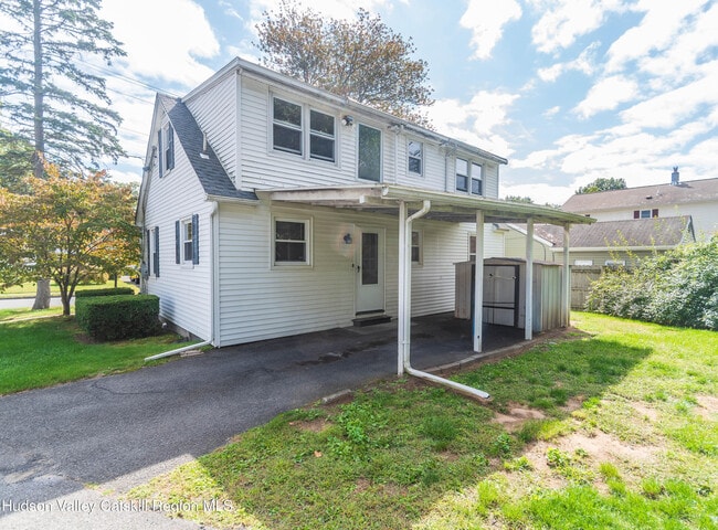 Building Photo - 297 Clifton Ave