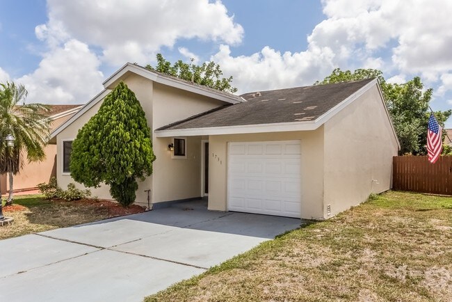 Building Photo - 1731 SW 87th Ter