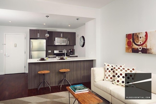 Foto del edificio - 1215 Broadway