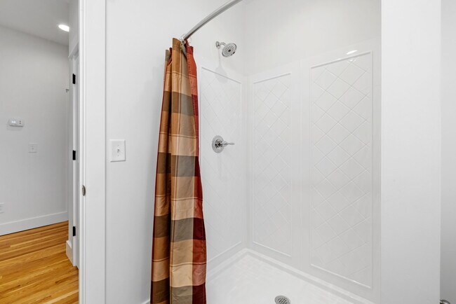 Foto del edificio - 2104 Jade Dr