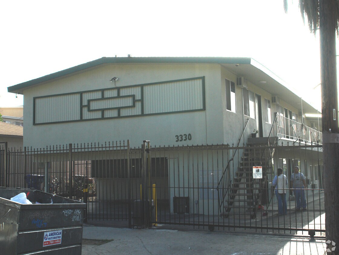 Foto del edificio - Chapman Apartments