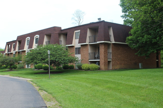 Building Photo - Woodland Apartments