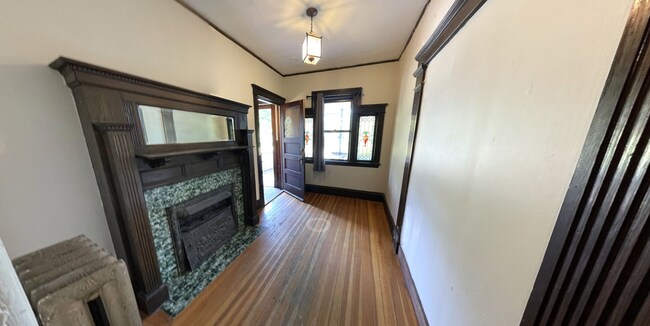 Foto del edificio - 24 Dearborn Rd