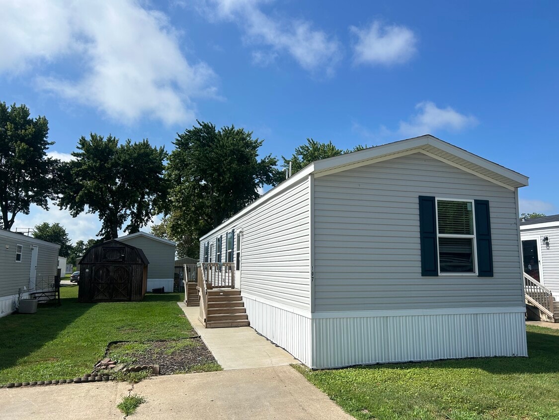 Building Photo - 107 Delta Dawn Dr