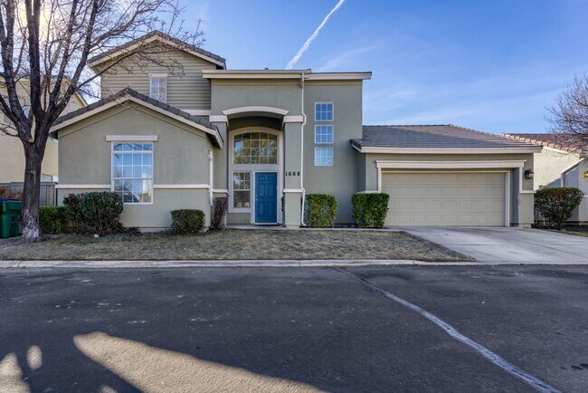 Building Photo - Fully Furnished Damonte Ranch Gem Includes Utilities