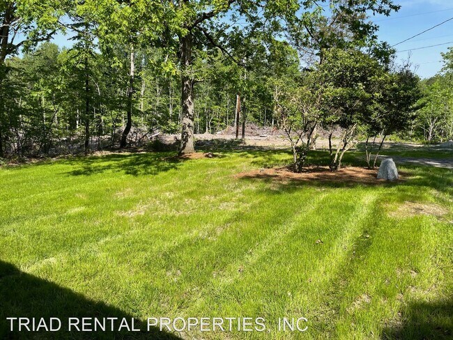 Foto del edificio - 3 br, 1 bath House - 319 ROSEMONT ROAD