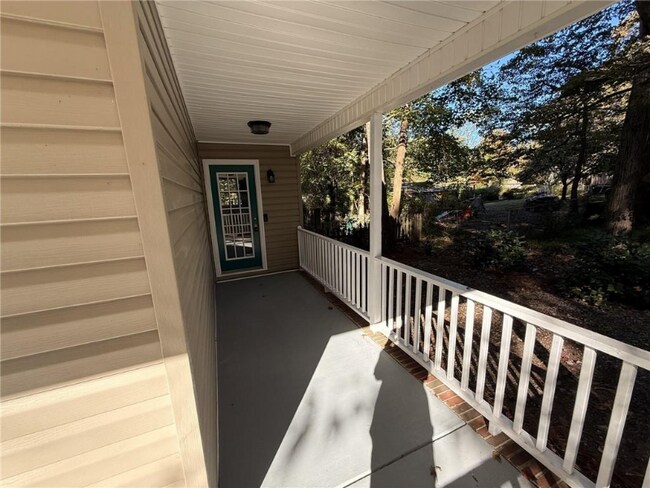 Building Photo - 8111 Oak Arbor Rd