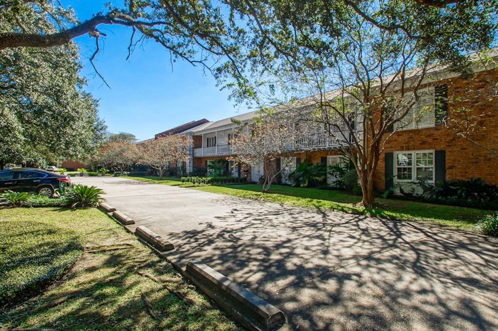 4900 Claycut Rd, Baton Rouge, LA 70806 Condo for Rent in Baton Rouge