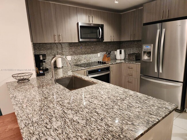 Foto del edificio - 5350 NW 84th Ave