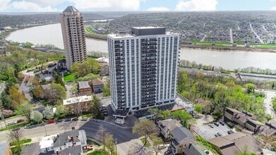 Building Photo - 2200 Victory Pkwy
