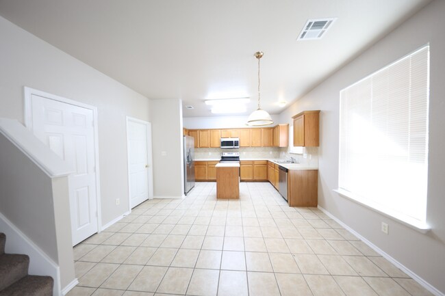 Building Photo - 5705 Chuckwagon Cir