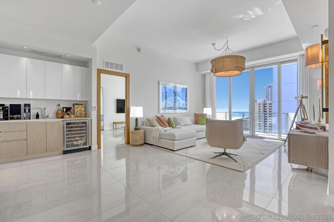 Foto del edificio - 3100 N Ocean Dr