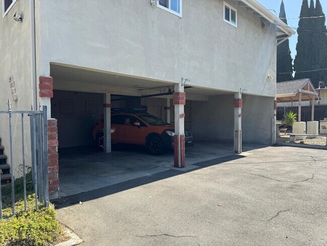 Foto del edificio - 5351 Maitland St