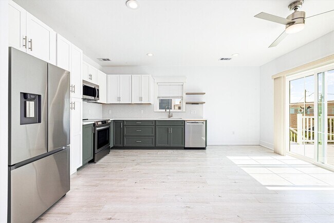 Foto del edificio - 2817 Avenue Q