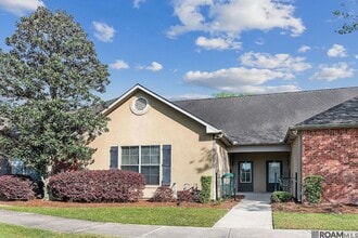 Building Photo - 809 Summer Breeze Dr