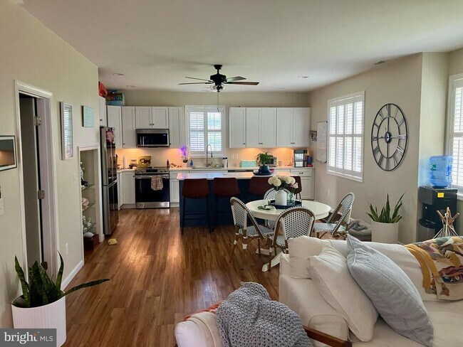 Foto del edificio - 31319 Point Reyes Ln