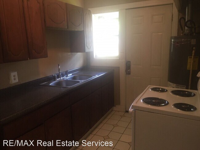 Foto del edificio - 2 br, 1 bath House - 127 Olive