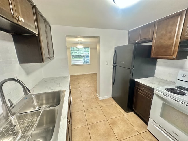 Building Photo - 236 E Lafayette St