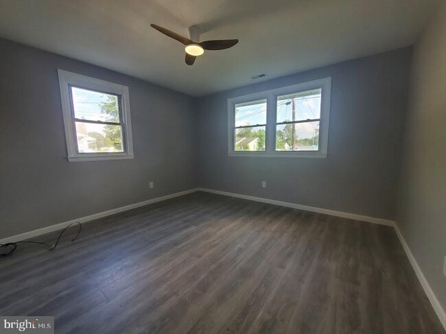 Building Photo - 110 Lemmon Ave