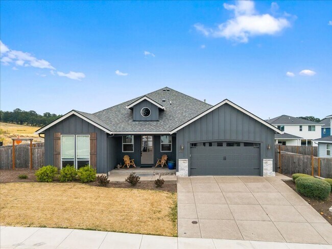 Foto del edificio - 3Bed/2 Bathroom Beautiful New Construction...