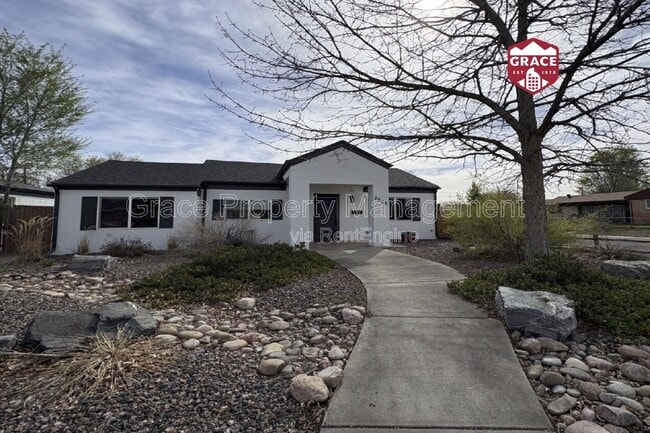 Photo - 2900 Pontiac St House