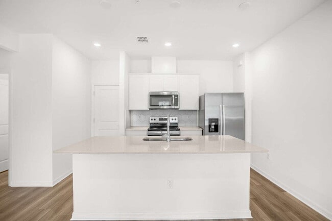 Foto del edificio - 11272 Blue Bay Dr