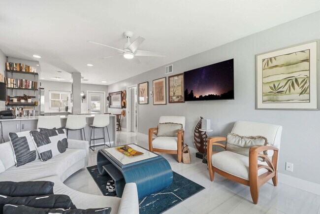 Foto del edificio - 636 Broad Ave S