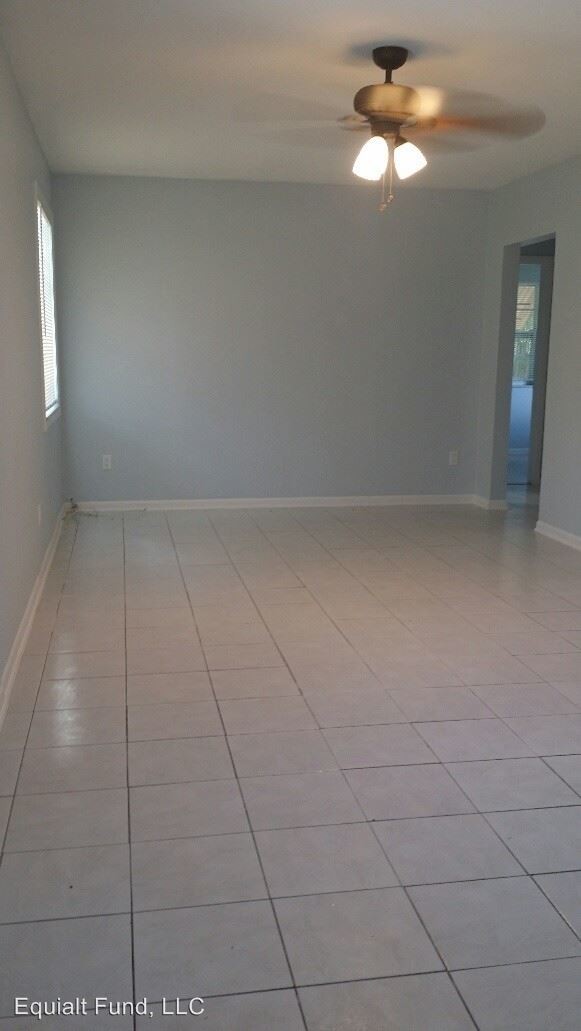 Foto del edificio - 2 br, 2 bath House - 7095 Holiday Drive