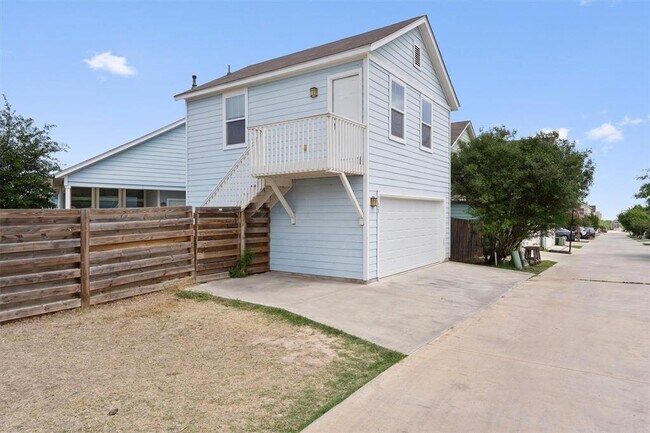 Foto del edificio - 1629 Arbor Knot Dr