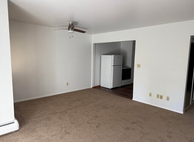 Foto del edificio - 9531 W Beloit Rd